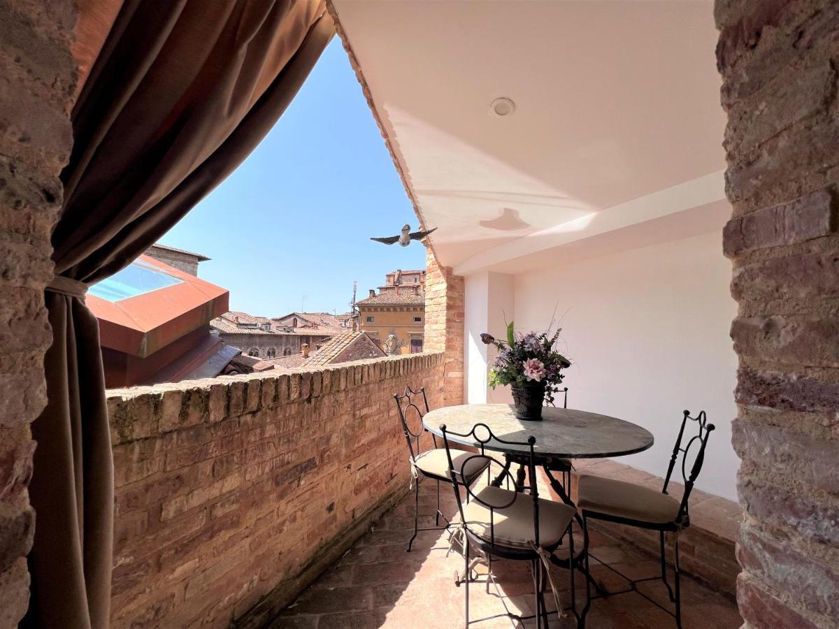 Il Terrazzo Di Tolomei Sienne Extérieur photo